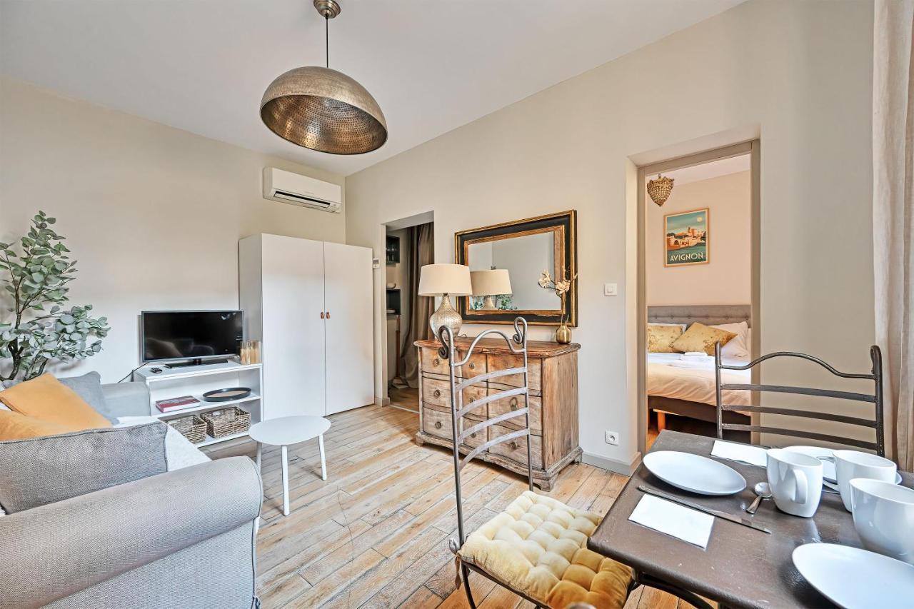 Au Coeur Des Papes, Dans Batisse De Charme Studios & Appartements En Coeur De Ville Avignon Exterior foto